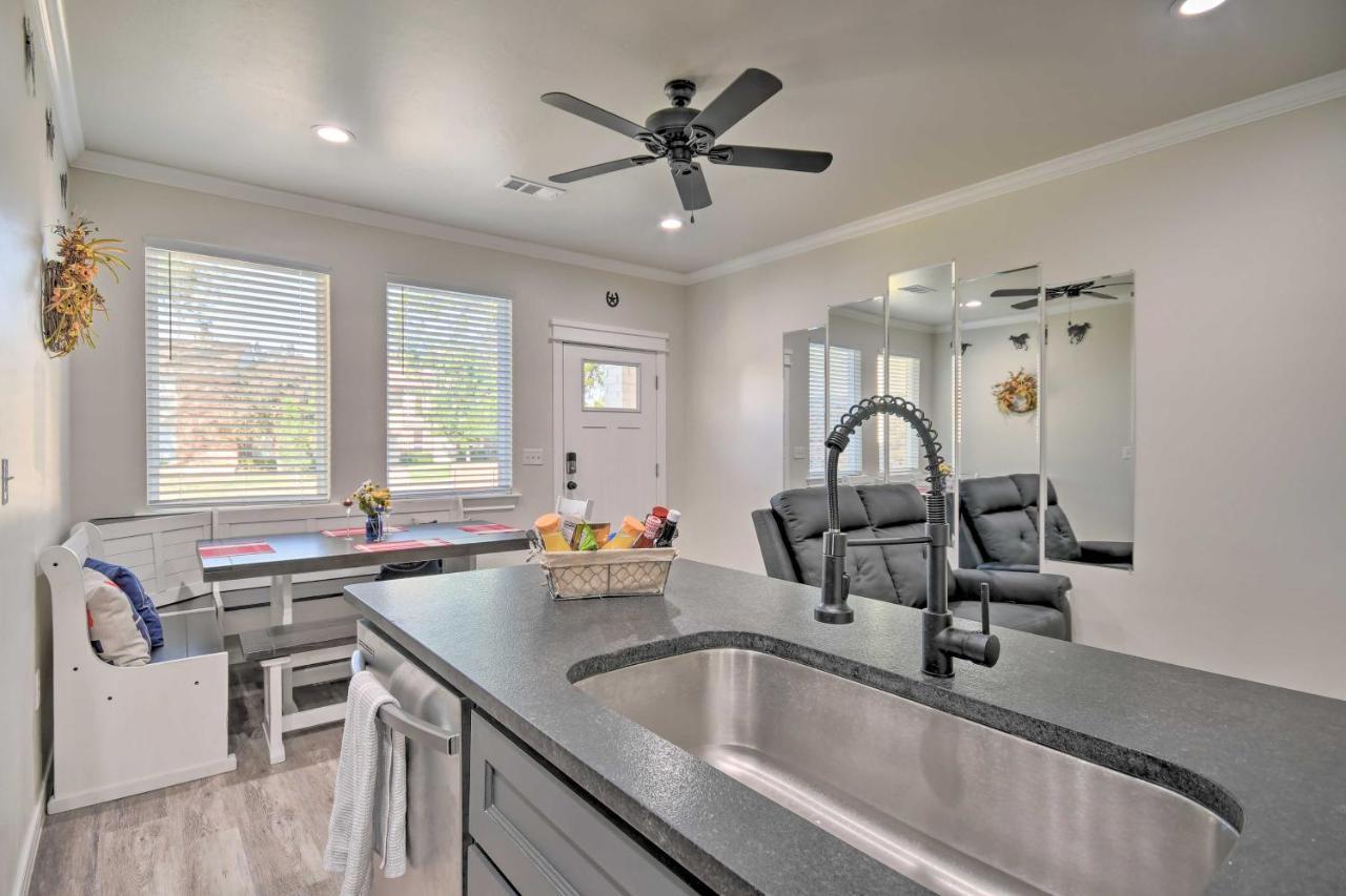 Bright Amarillo Townhome Near Parks And Town! المظهر الخارجي الصورة