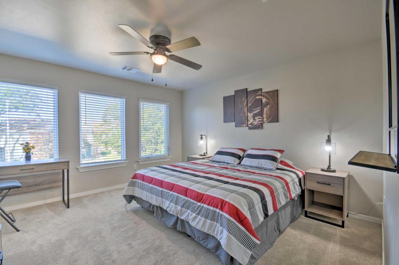 Bright Amarillo Townhome Near Parks And Town! المظهر الخارجي الصورة